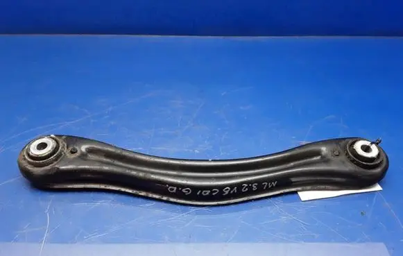 Mercedes-Benz ML W164 Rear upper control arm/wishbone A1645452340
