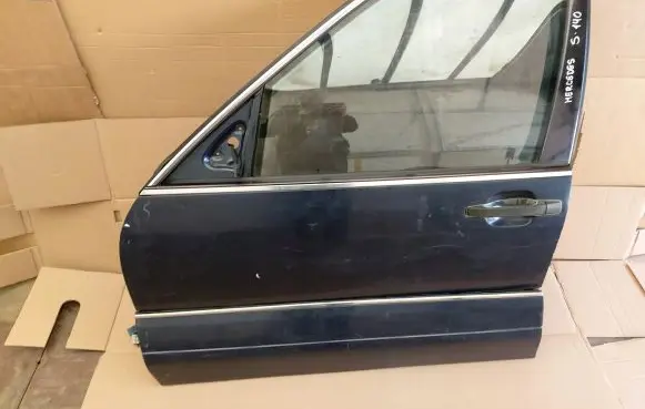 Mercedes-Benz S W140 Front door