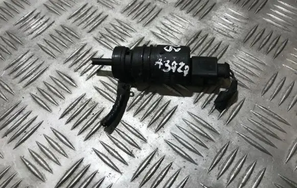Mercedes-Benz C W202 Windscreen/windshield washer pump 008001