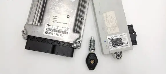 BMW 5 E60 E61 Engine ECU kit and lock set 13617796637 7796637 61356960978