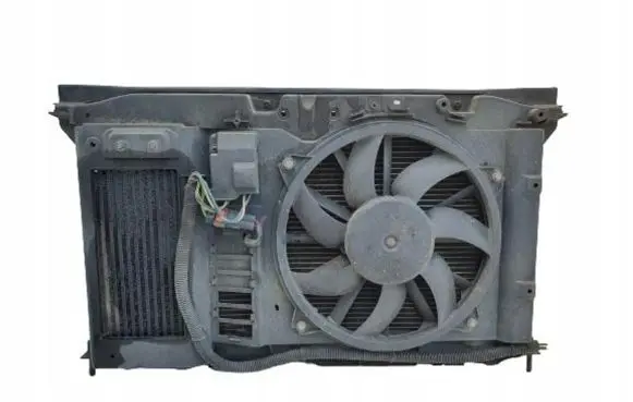 Citroen C4 I Picasso Radiator support slam panel