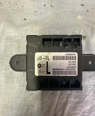 Jeep Grand Cherokee Door control unit/module 68245461AB 2841584906300 TLX3B339500P3B