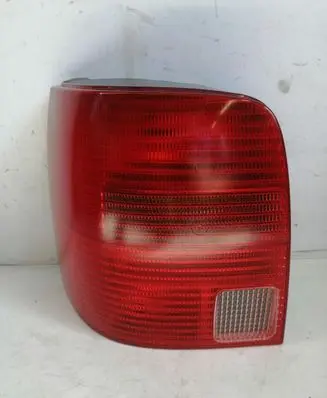Volkswagen PASSAT B5 Rear/tail lights