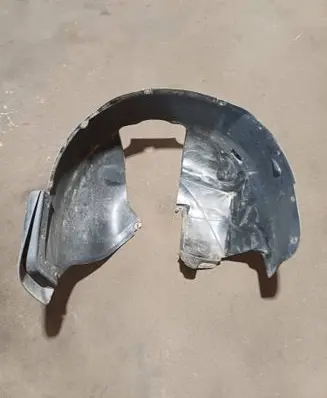 Volvo XC90 Front wheel arch liner splash guards 08620531