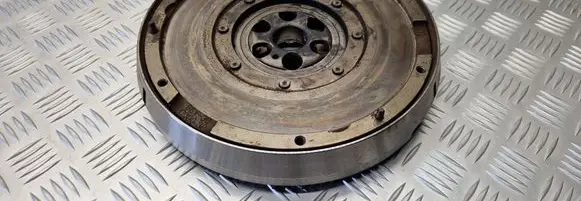 Ford Focus C-MAX Flywheel GGV30 000039
