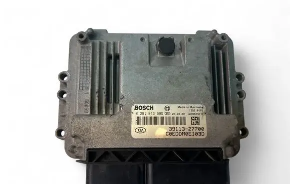 KIA Ceed Engine control unit/module ECU 3911327700 0281013595