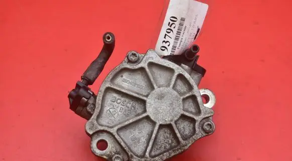 Ford Focus Vacuum pump 9804021880
