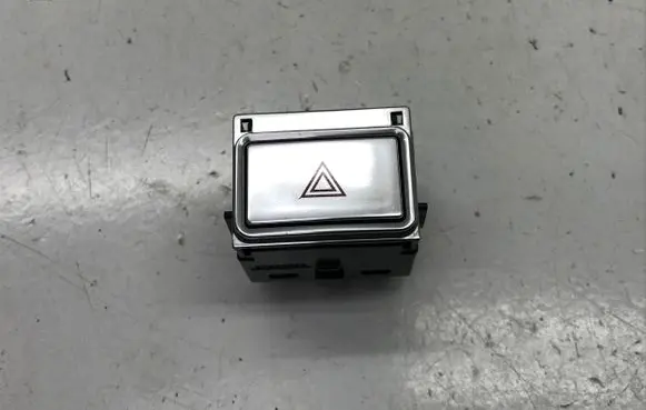 Hazard light switch