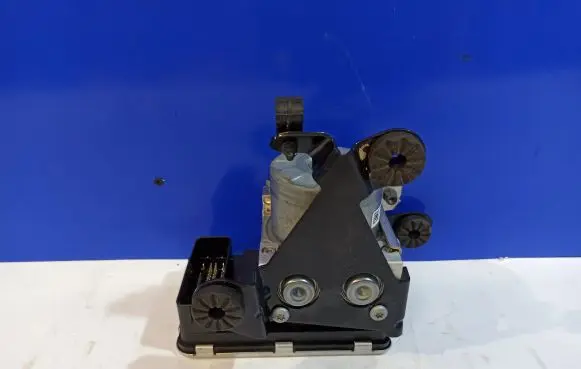 Volvo S60 ABS control unit/module 32214773 32214770