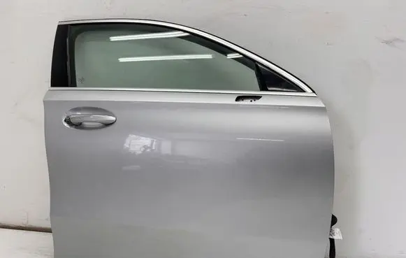Mercedes-Benz A W177 Front door 