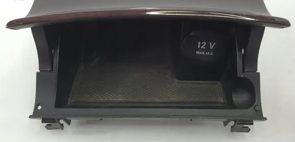 Mercedes-Benz E W211 Ashtray (front) A2116802852