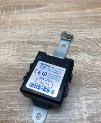 Toyota Prius (XW20) Door control unit/module 8999147010 48411010230