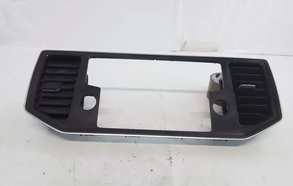 Volkswagen Crafter Dash center air vent grill 7C0857038B