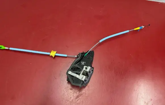 BMW X1 U11 Front door lock 5A160B5 51215A160B5