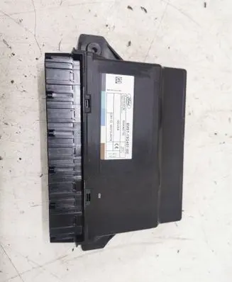 Ford Kuga I Comfort/convenience module 8M5T19G481BE 2007DJ0476 5WK48779L