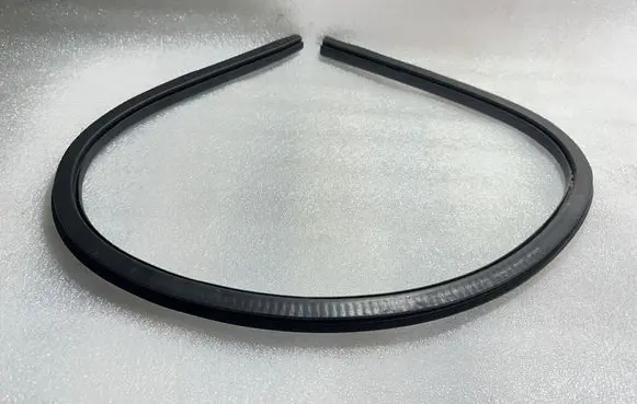 Audi A7 S7 4G Front door rubber seal 4G8831707A