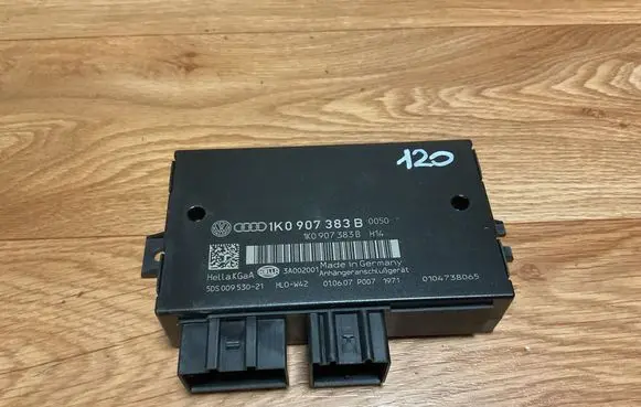 Volkswagen PASSAT B6 Tow bar trailer control unit/module 1K0907383B 3A002001