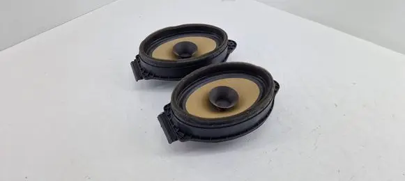 Chevrolet Camaro Rear door speaker 20968010