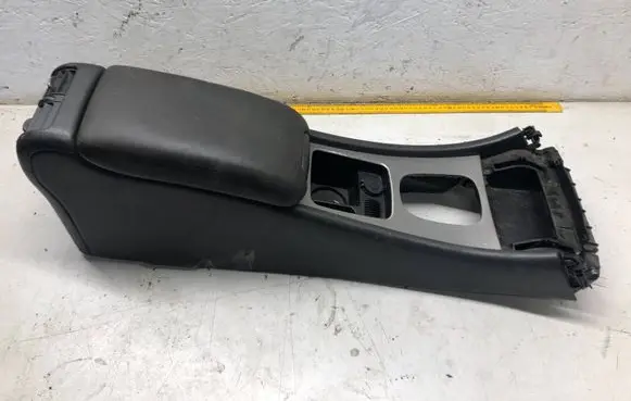 Mercedes-Benz C W203 Armrest A2036800852