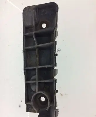 Audi A4 S4 B6 8E 8H Front bumper mounting bracket 8E0807283