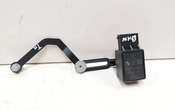BMW 7 E65 E66 Tailgate sensor 8268997