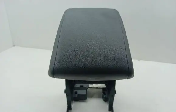 Seat Ateca Armrest 575864207GXJ9 12122017
