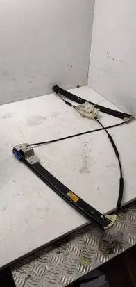 Audi A4 S4 B7 8E 8H Front window lifting mechanism without motor 8e0837462
