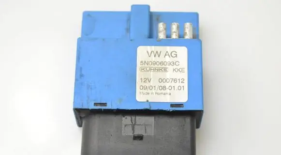 Volkswagen Tiguan Fuel injection pump control unit/module 5N0906093C