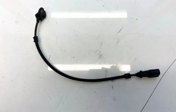 Volkswagen Golf IV Crankshaft position sensor 9805940