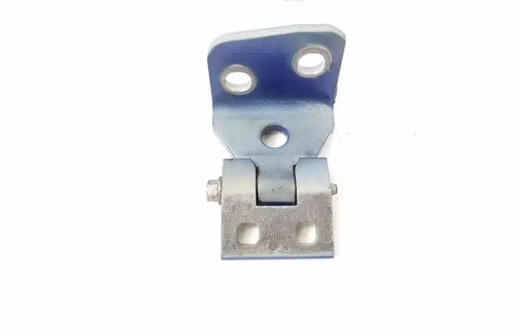 BMW X3 E83 Front door upper hinge 3402819