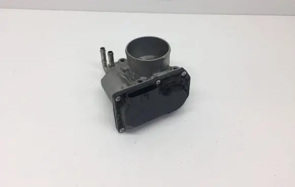Toyota RAV 4 (XA40) Throttle valve 2203036020 7A17 011063