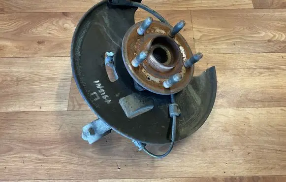 Opel Insignia A Front wheel hub