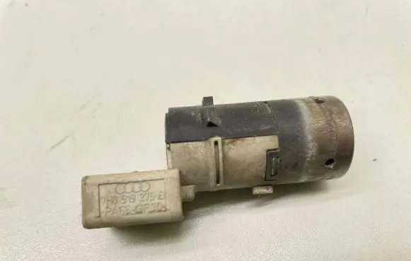Audi A6 S6 C6 4F Parking PDC sensor 7H0919275B