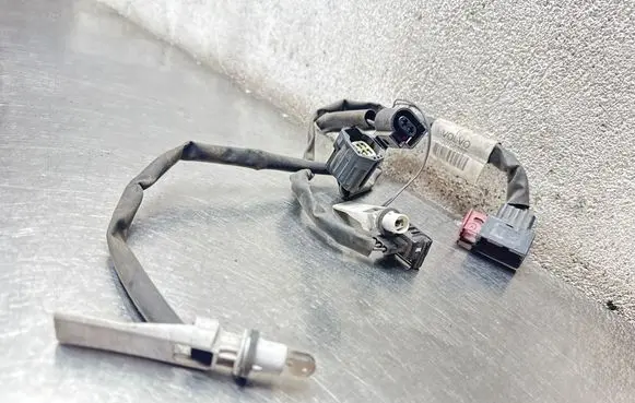 Volvo XC90 Headlight/headlamp wiring loom/harness 30796889