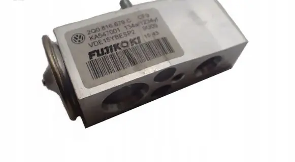 Volkswagen T-Cross Air conditioning (A/C) expansion valve 2Q0816679C