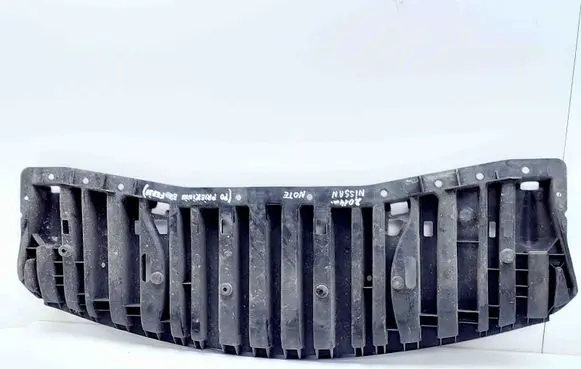 Front bumper skid plate/under tray