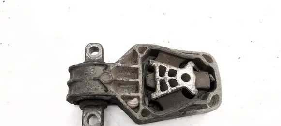 Mercedes-Benz CLA C117 X117 W117 Engine mount bracket A2462401209