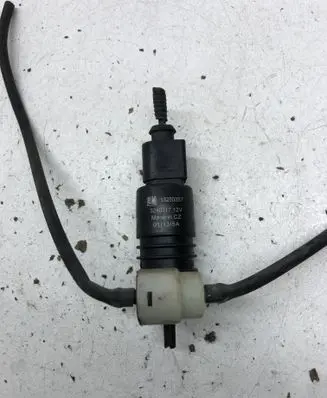 Opel Mokka Windscreen/windshield washer pump 13250357 3240117