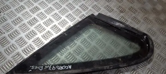 Honda Accord Rear side window