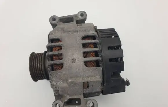 Audi A4 S4 B7 8E 8H Generator/alternator 06D903016A 2543389C