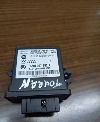 Volkswagen Touran I Light module LCM 5M0907357A 5WK49172A