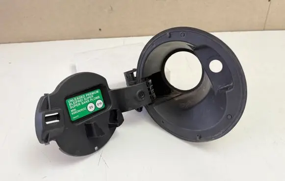 Mazda 3 Fuel tank cap BDMT4242X K3006 BDMT42420