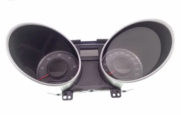 Hyundai ix35 Speedometer (instrument cluster) 940032Y300