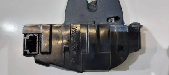 Citroen C4 I Picasso Tailgate/trunk/boot lock/catch/latch 9660403980 13H08