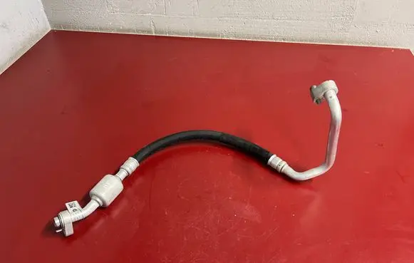 BMW X1 U11 Air conditioning (A/C) pipe/hose 5A7F4F3 64505A7F4F3