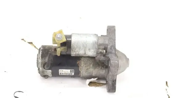 Mazda 6 Starter motor M001T81582