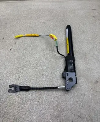 Fiat 500L Front seatbelt buckle 34130793d 34035697a 07355924730