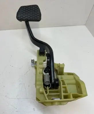 BMW 5 E60 E61 Brake pedal 6769221 4010613