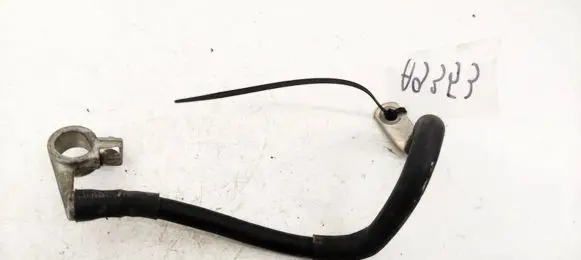 Audi A3 S3 8P Positive cable (battery) 1T0971235A