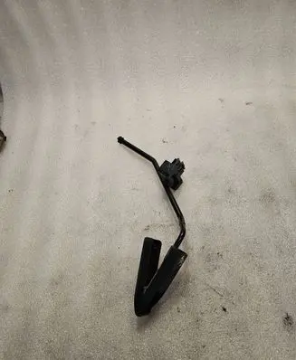 Audi A8 S8 D2 4D Accelerator throttle pedal 4D1721507C